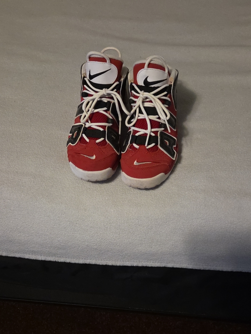 Nike Uptempo Kids 6Y Red and Black Lace-Up Sneakers